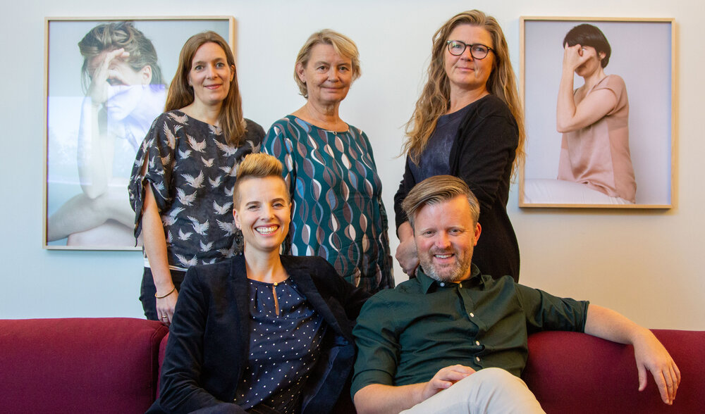 Gruppebilde: Ingebjør Westgaard, Jill Solheim-Nilsen, Ingun Momrak-Haugan, Kristine Høeg Karlsen og Endre Volden.