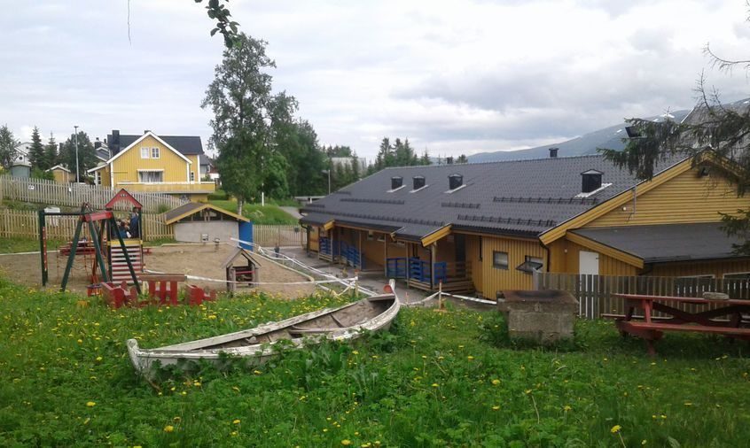Her ser du en tom barnehage fra Tromsø.