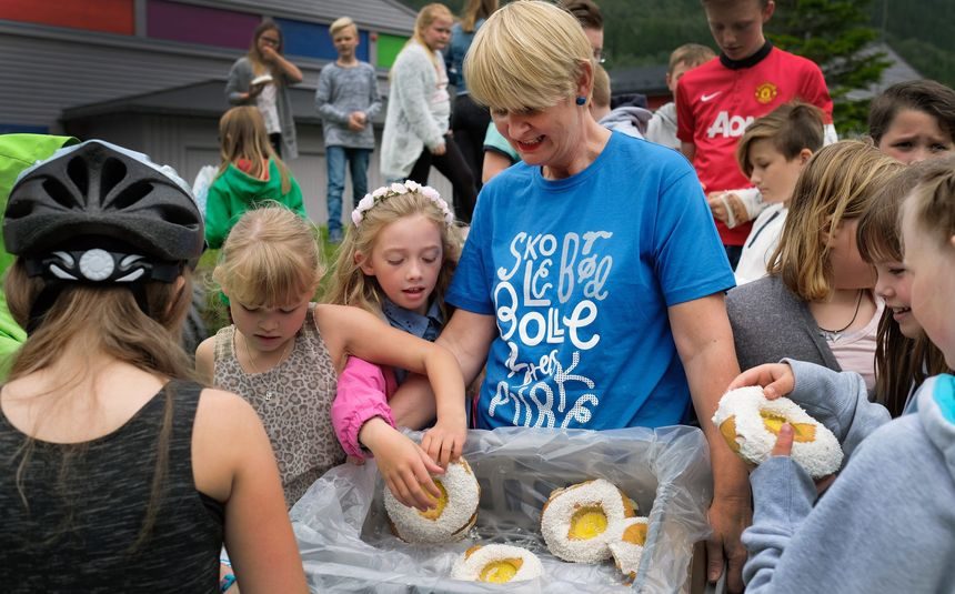 Skolebrødets dag på Kjølsdalen Montessoriskule