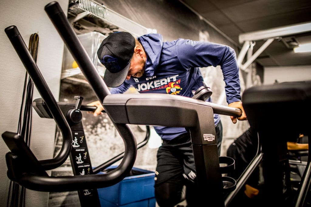 Under KHL-spillerens (Kontinental Hockey League) rehabiliteringsperiode ble fysisk trening essensielt