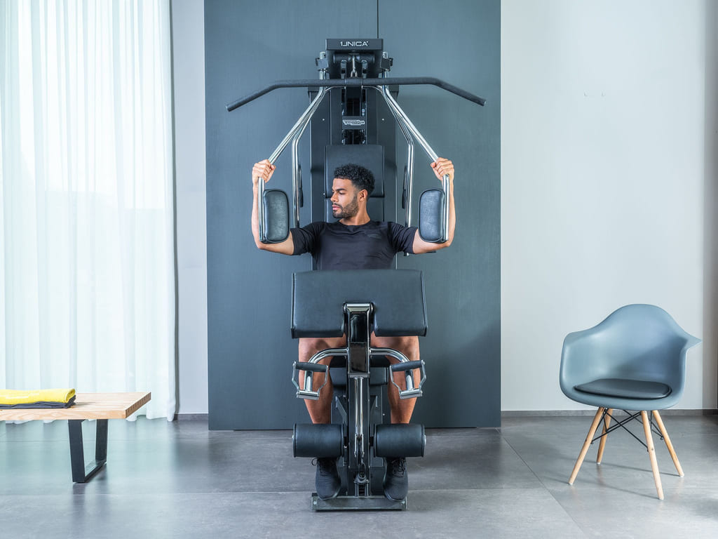 Unica treningsmaskin apparat technogym