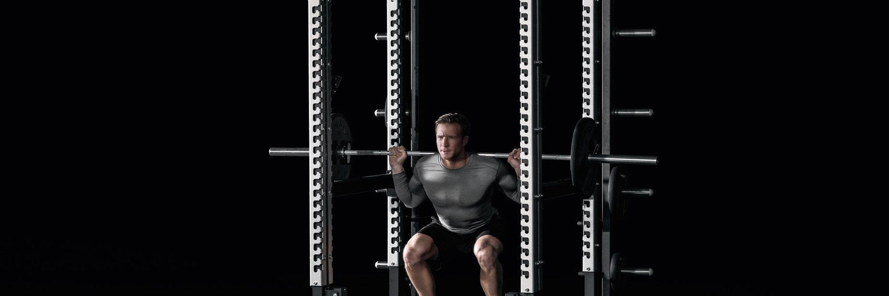 kyykkyteline technogym olympic rack