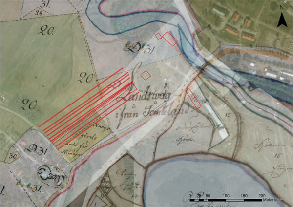 Kartöverlägg med tre historiska kartor från 1702–1775 och undersökningsområdena markerade med rött. D31 och 20 är skogsområden.